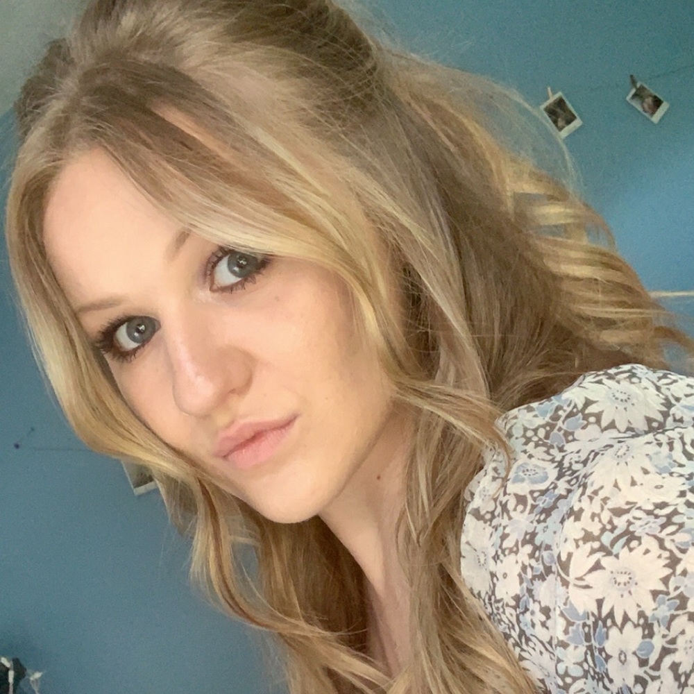 Meet your Posher, Leah